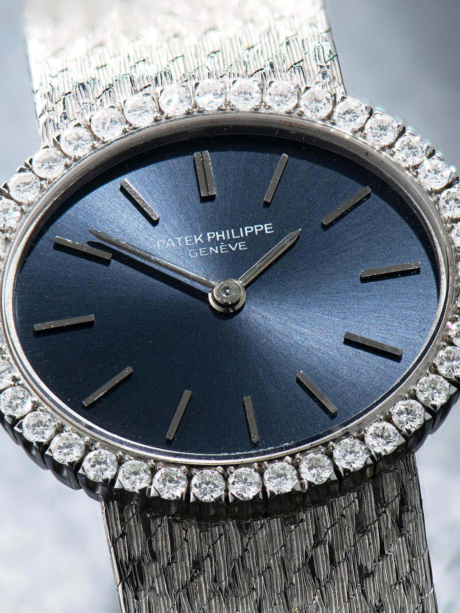 Cadran Original PATEK PHILIPPE Pour Montre Femme - Dimensions 12,75 X 12,75 Mm, Couleur Argent