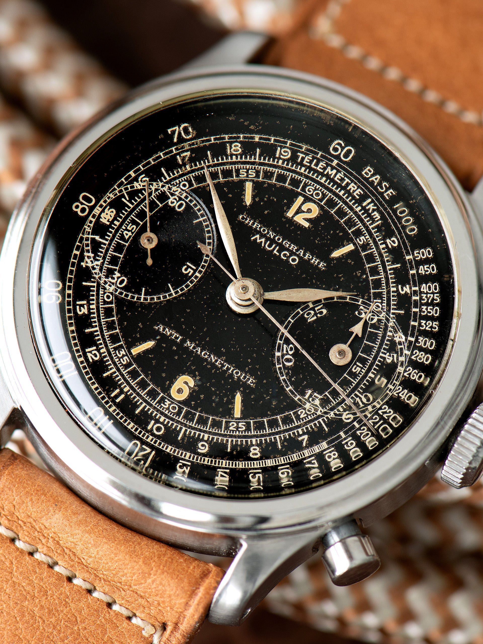 1940s Mulco Clamshell Chronograph 