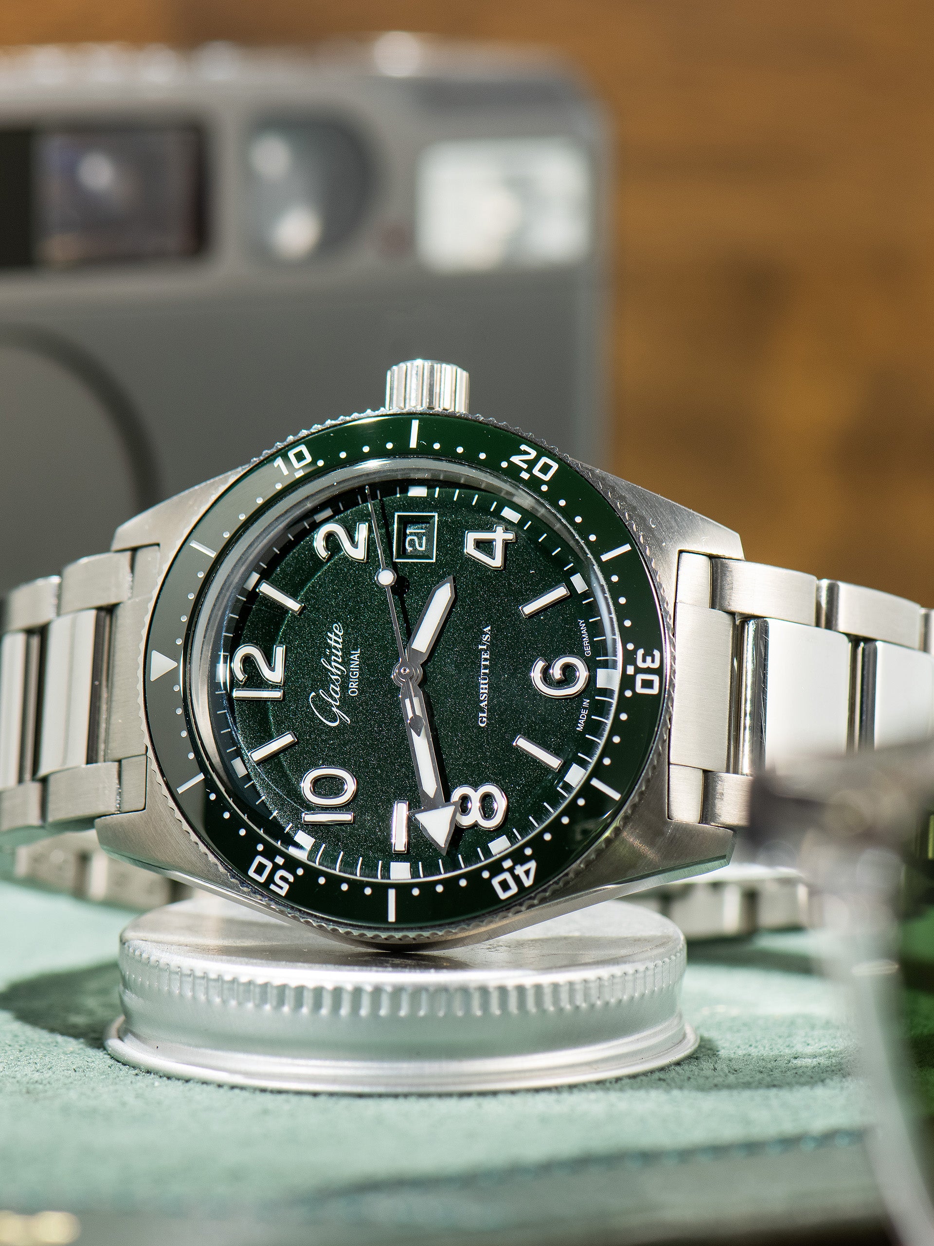 2020s Glashütte Original Spezialist SeaQ (Ref. 1-39-11-13-83-70) Green