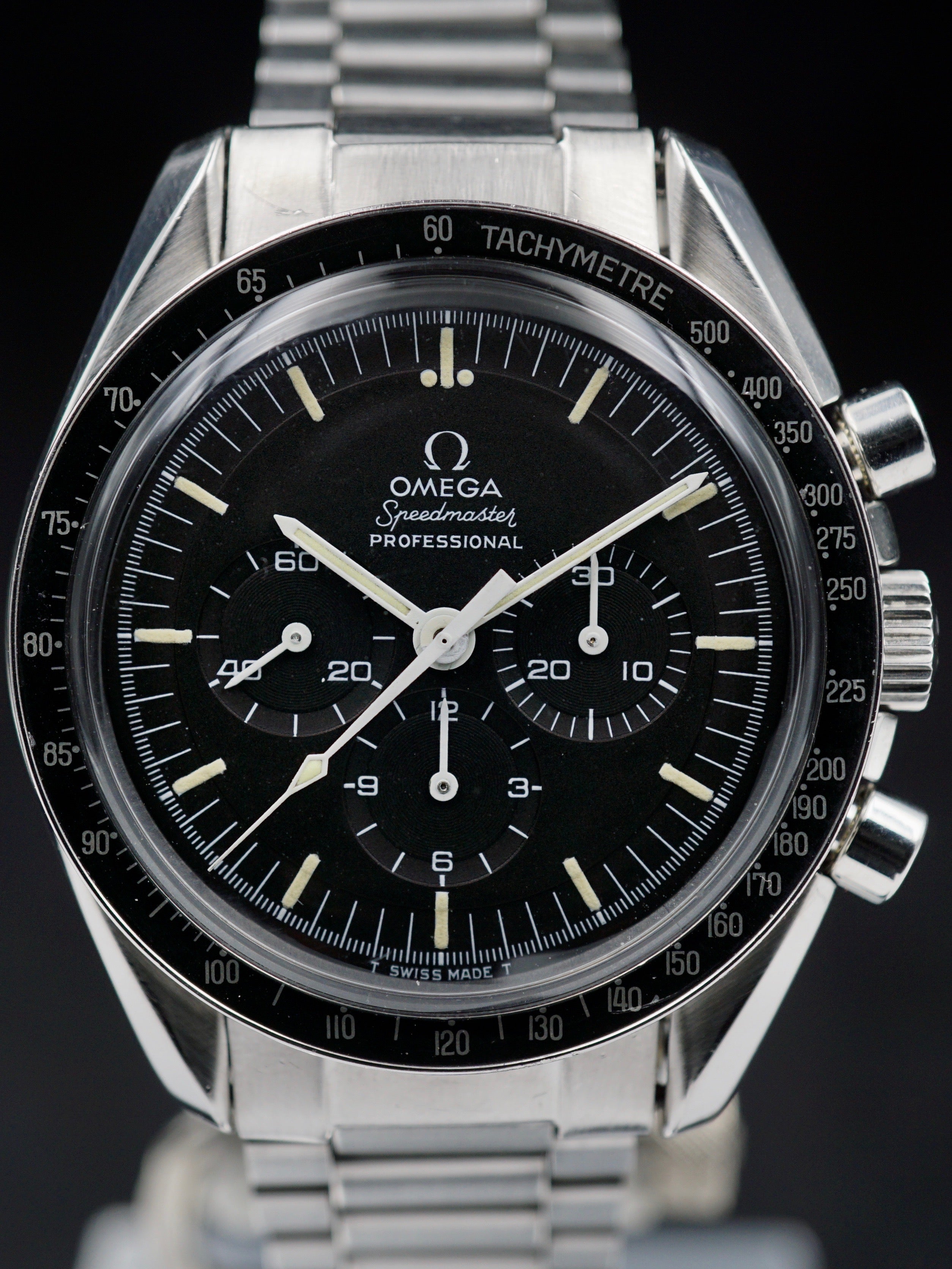 1973 OMEGA Speedmaster 145.022-69 "Straight Writing Case Back"