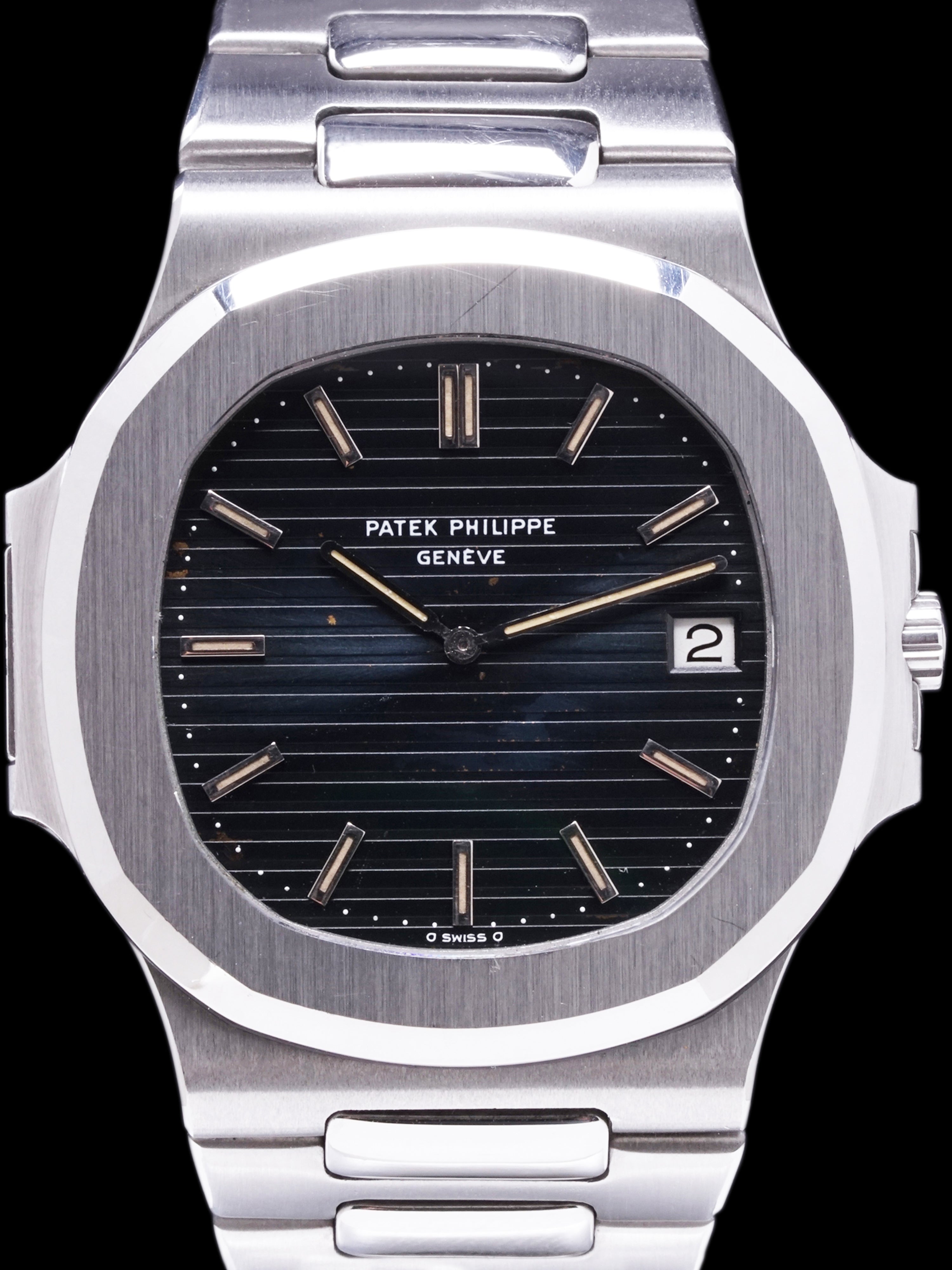 Patek Philippe Nautilus 3700/001  Buy vintage Patek Philippe Nautilus – A  COLLECTED MAN