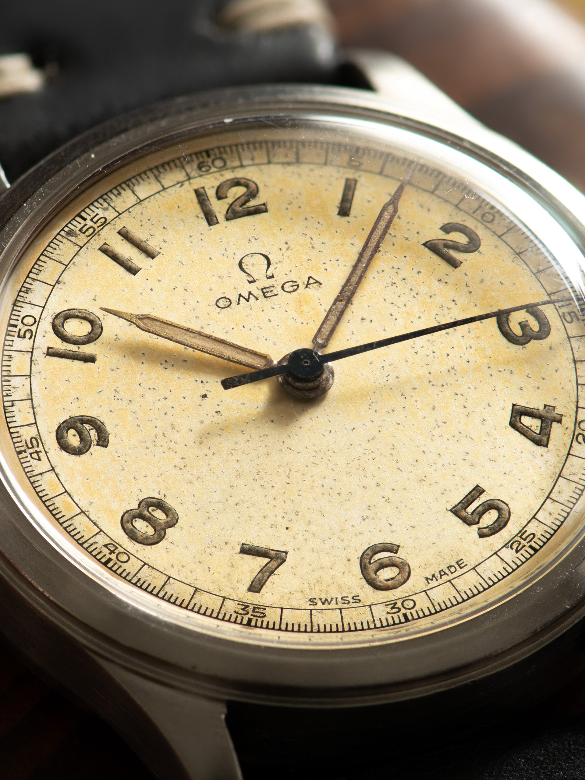 1944 Omega Military Field Watch 2179/3) 30T2 Army