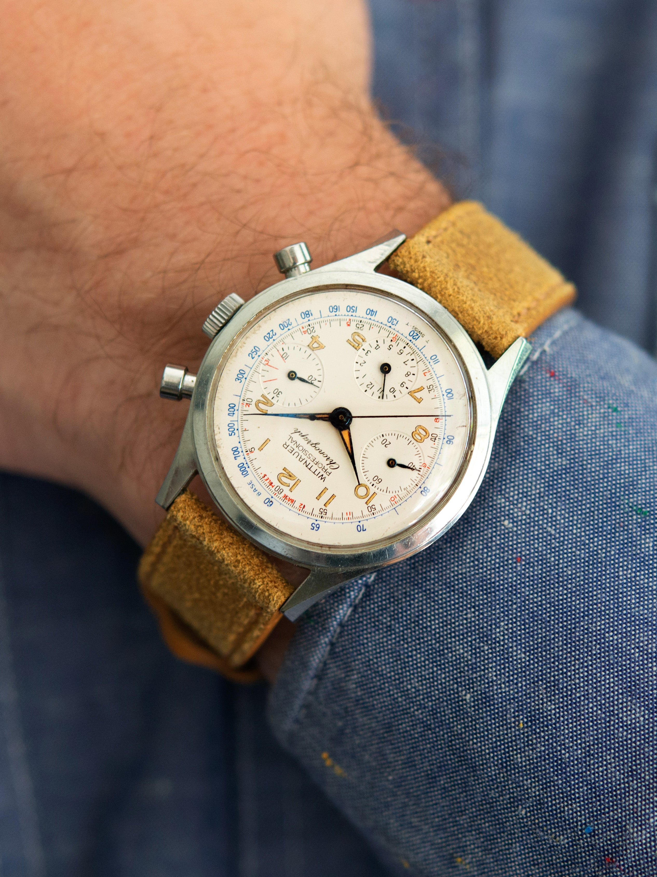1960s Wittnauer Professional Chronograph 235T)1