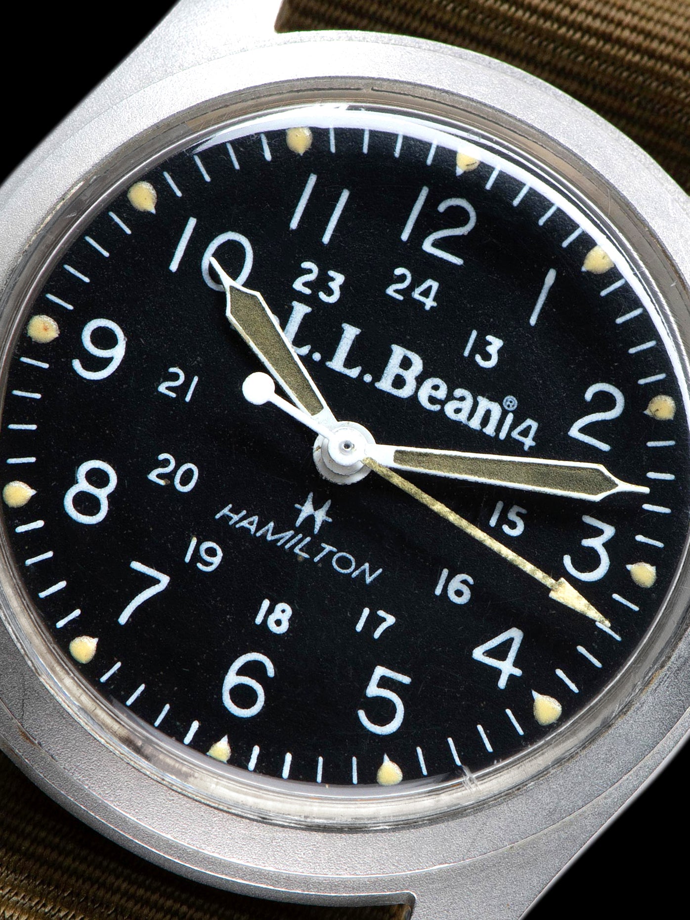 1980s Hamilton Khaki Field Watch (Ref. 921980) 
