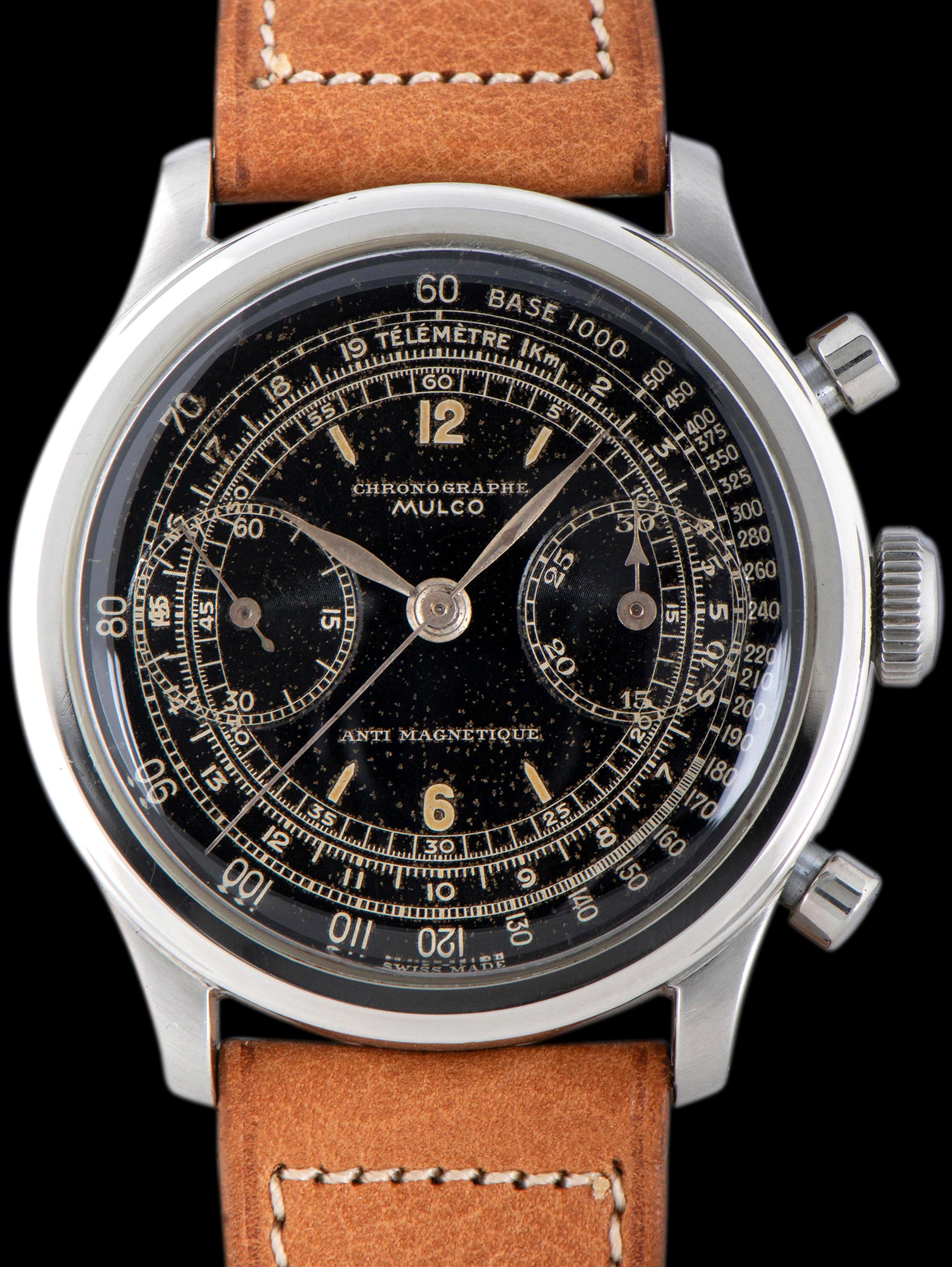 1940s Mulco Clamshell Chronograph "Valjoux Cal. 22" Gilt Dial