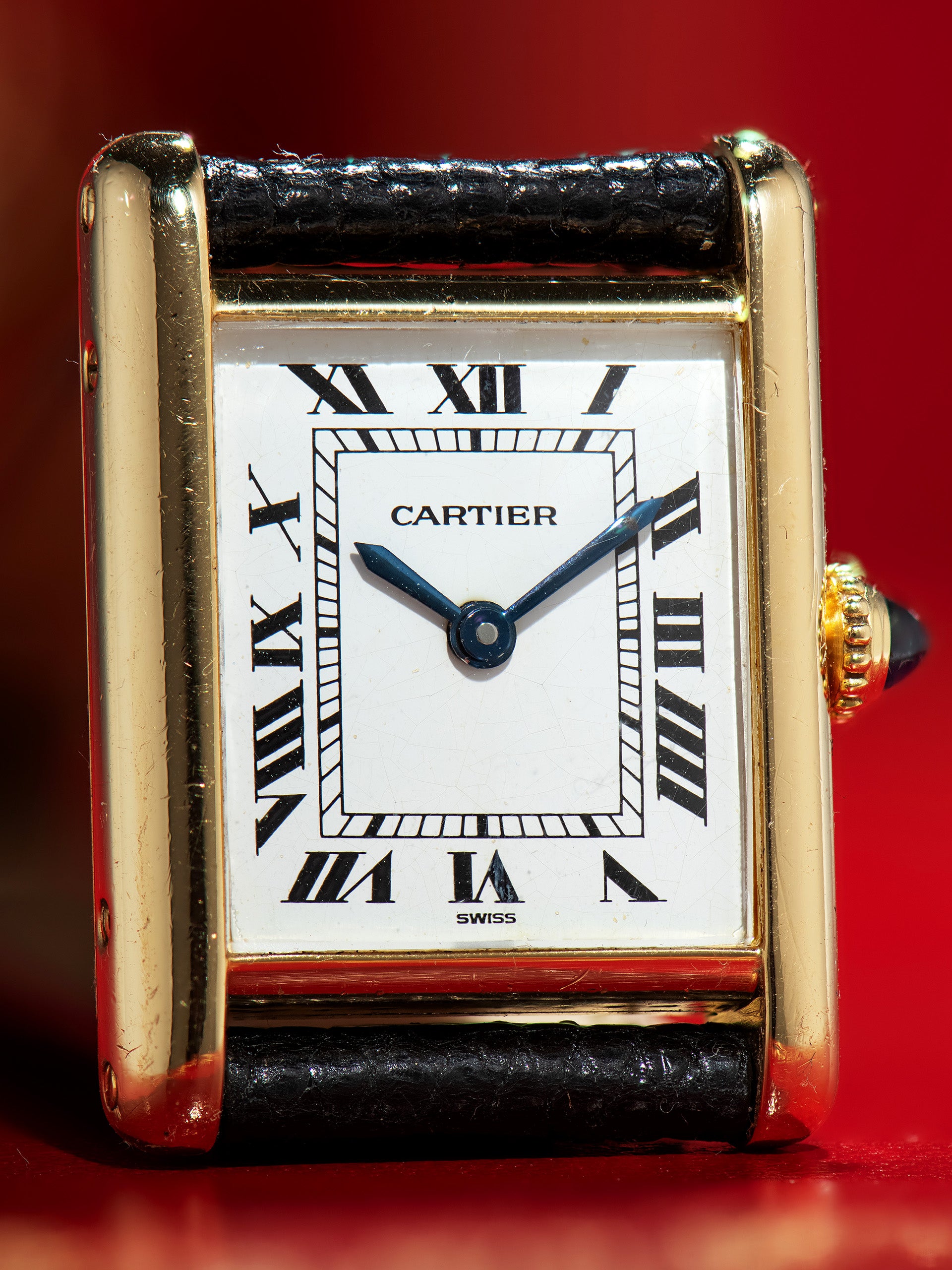 Cartier　vintage Cartier Tank Asymétrique Ref. 2488 - Yellow gold - 1996 – Mr Watchley