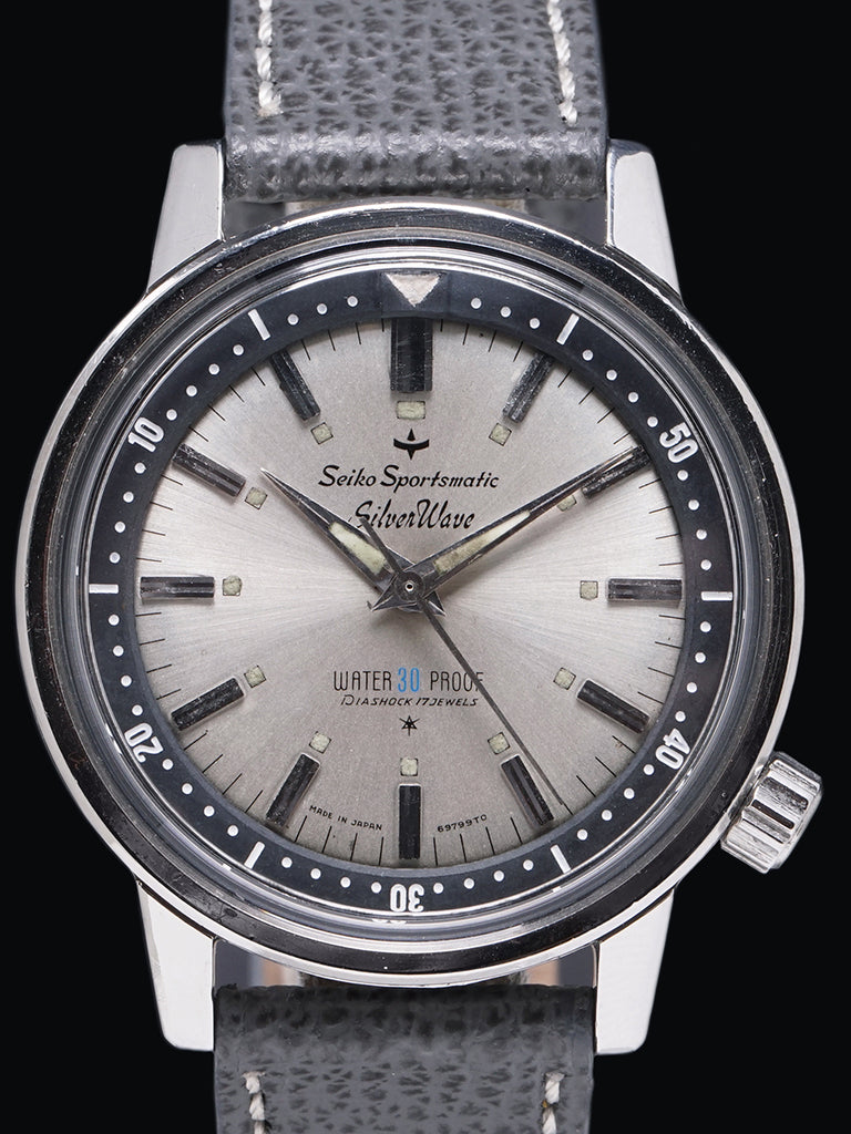 1964 Seiko Sportsmatic Silver Wave (Ref. 697990)