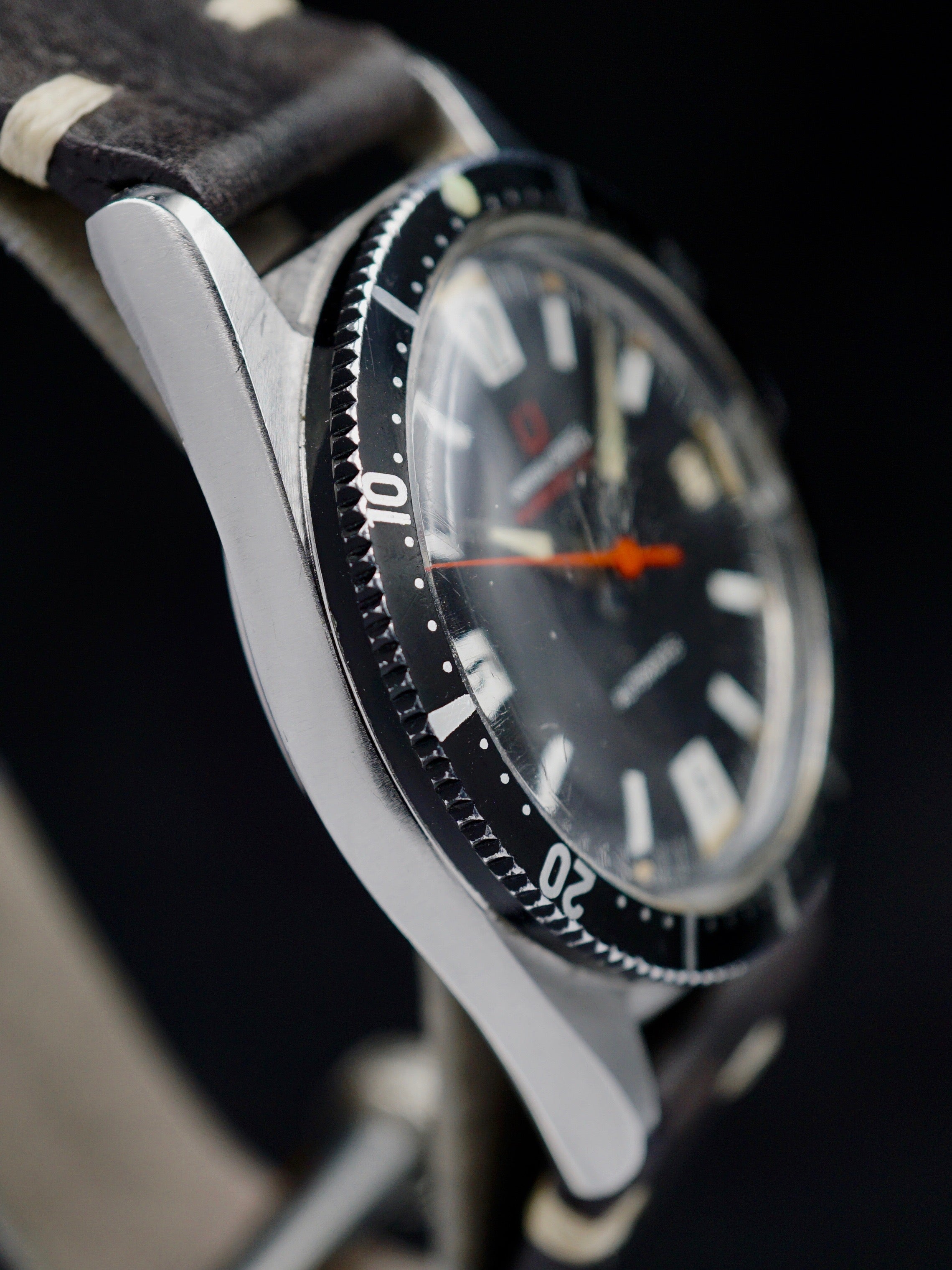Rare 1966 Universal Geneve Polerouter Sub (Ref. 869116/01) 