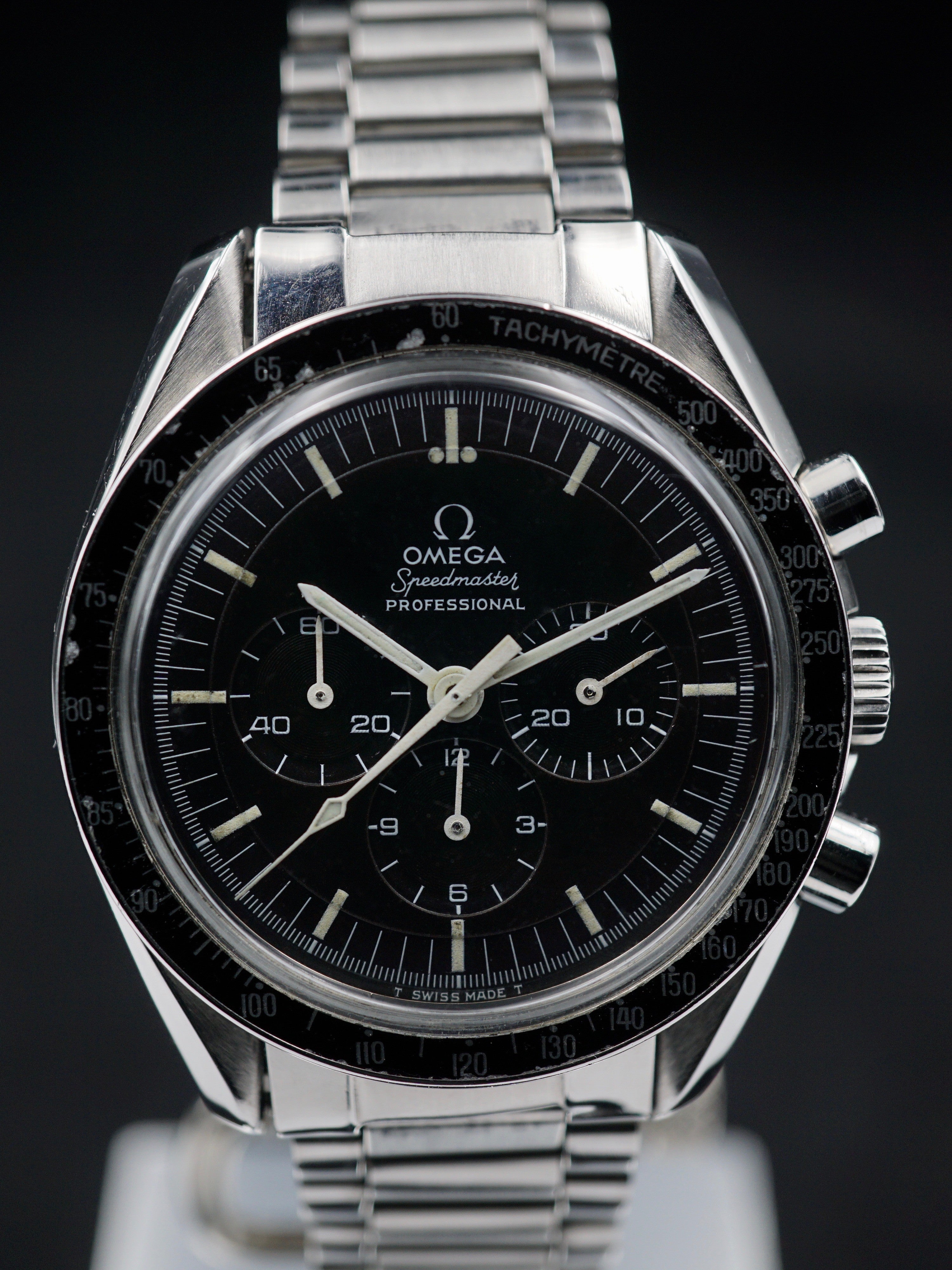 1969 OMEGA Speedmaster 145.022 Rare Straight Writing "Moon Watch" Case Back