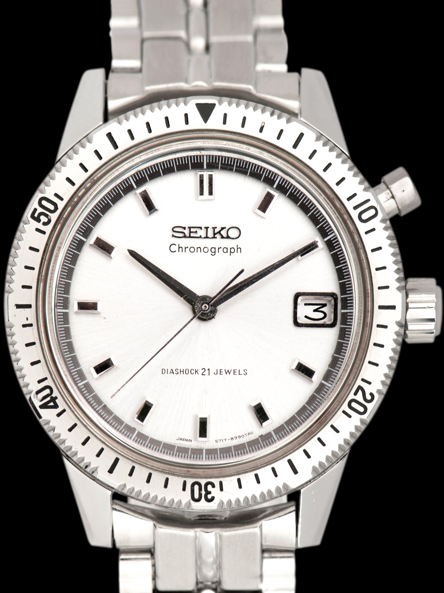 1964 Seiko Mono-Pusher Chronograph (Ref. 5717-8990)